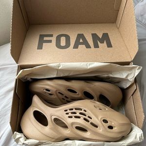 Yeezy foam runners